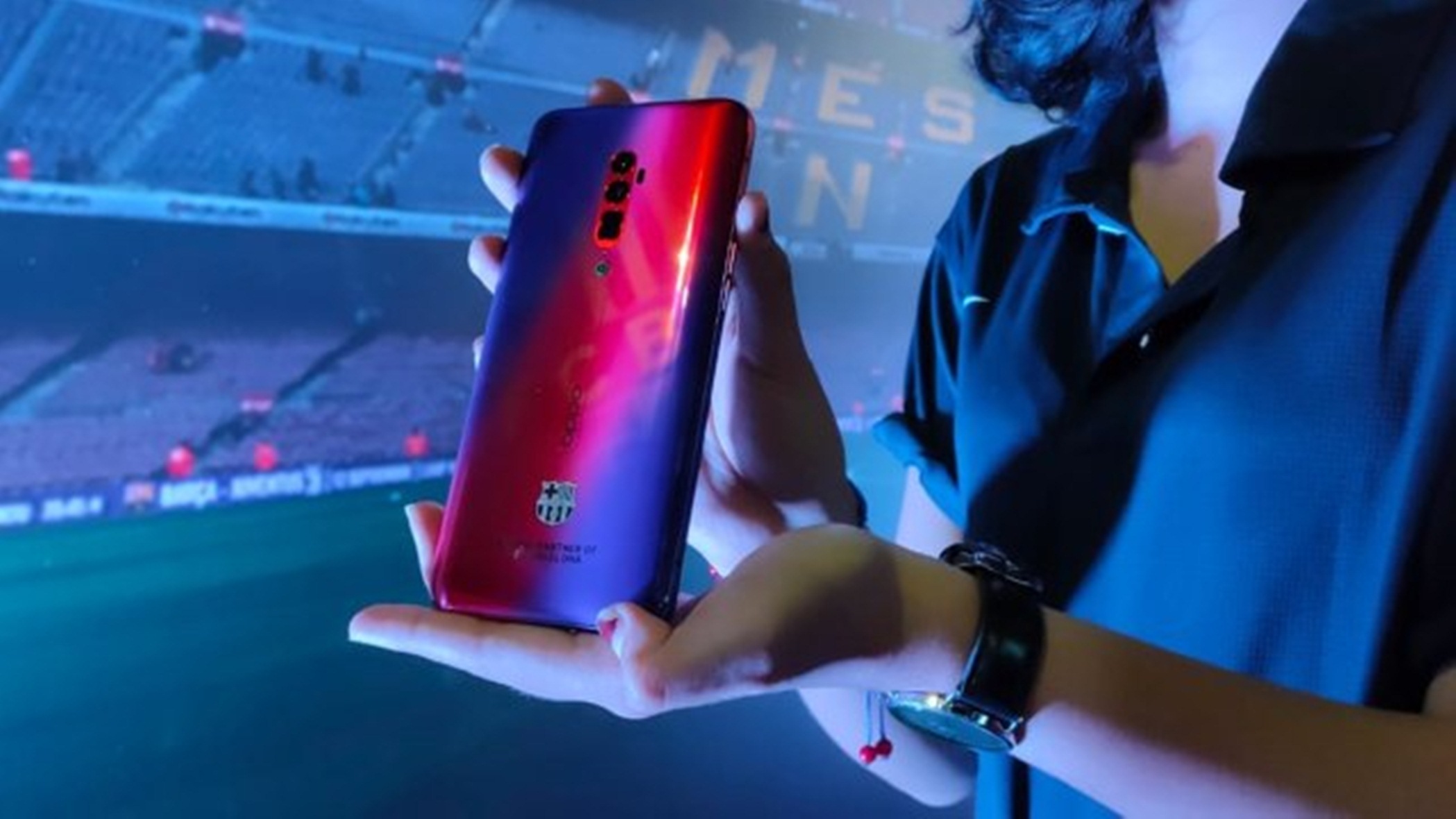 Limited Edition ! Oppo Reno 10x Zoom Edisi Barcelona Hadir di Indonesia