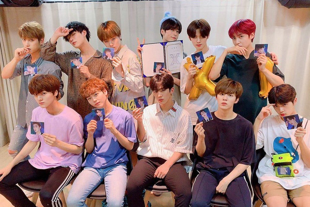 Produce X 101, Group Idol X1 Mengumumkan Nama Fan Club dan Debut Petama Mereka