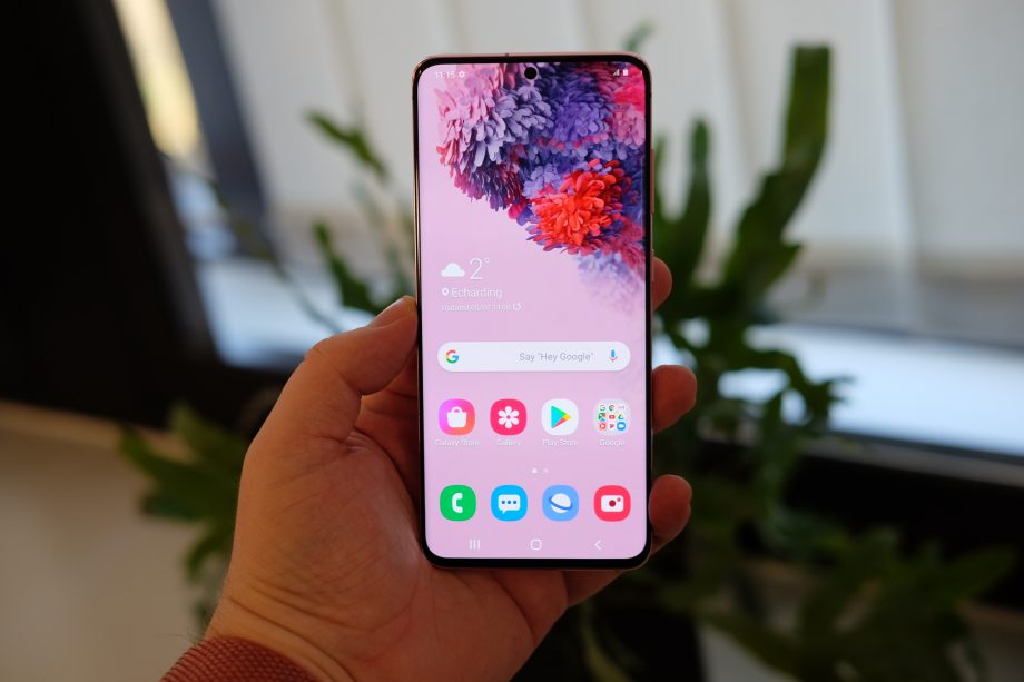 5 Smartphone Terbaru Samsung 2020 Yang Memiliki Tampilan Display Infinity-O