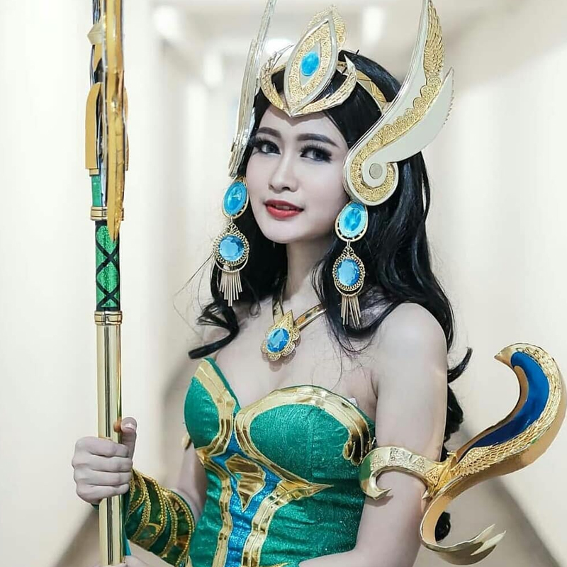 Potret 7 Gadis Cosplayer Indonesia yang Menawan nan Seksi