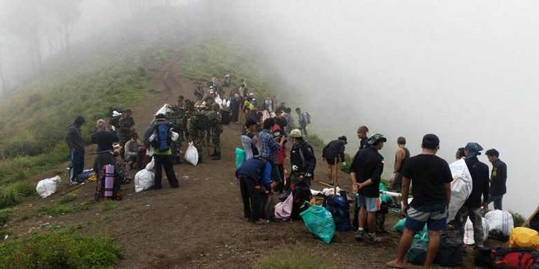 10 Istilah Penting Dalam Pendakian Gunung