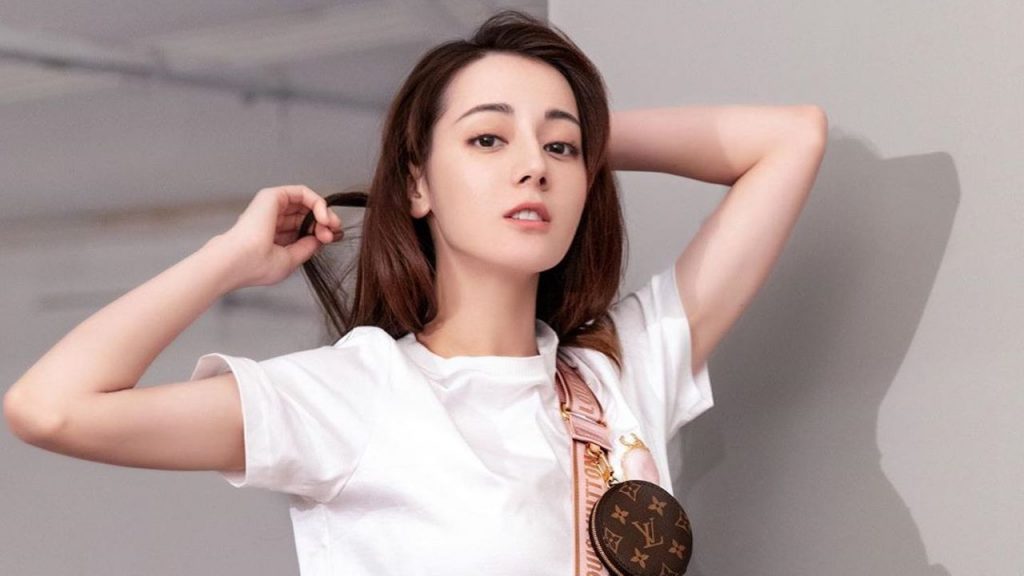 Dilraba Dilmurat, Wanita Tercantik Se-Asia dari Etnis Uighur