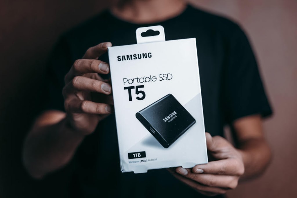 Beberapa Keunggulan SSD Dari HDD