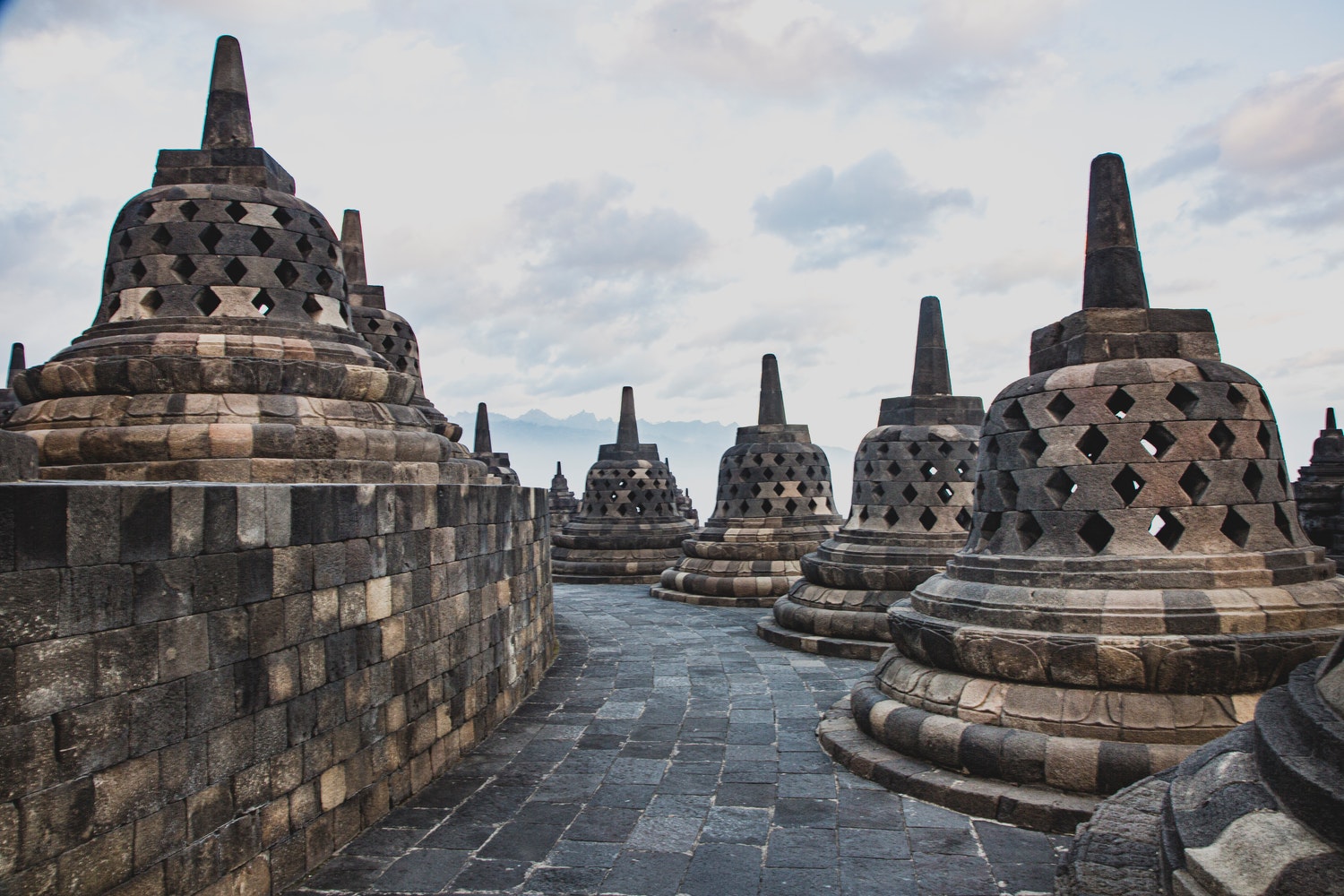 Lima Kendaraan Unik Yang Akan Membawamu Keliling Borobudur