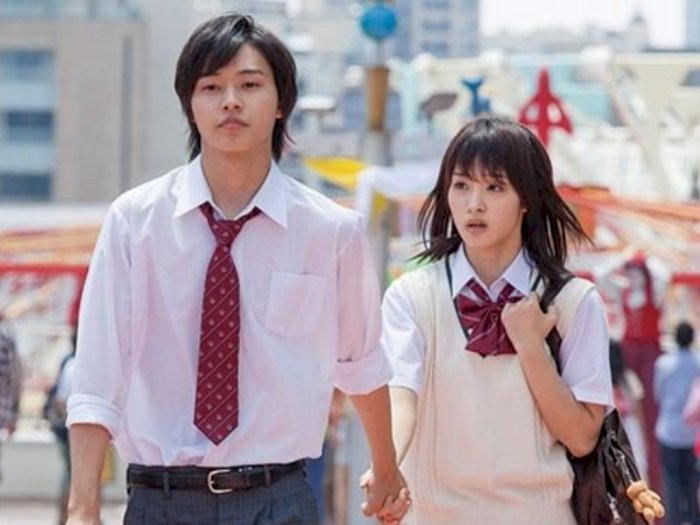 4 Film Jepang Tentang Benci Jadi Cinta ini Bikin Gemes