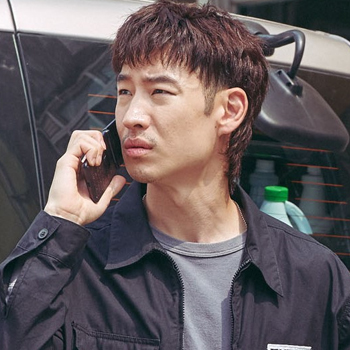 Lee Je Hoon sebagai Cho Sang Gu