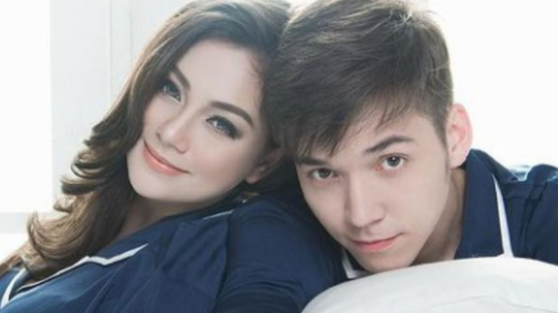 Penyebab perceraian Celine Evangelista dan Stefan William