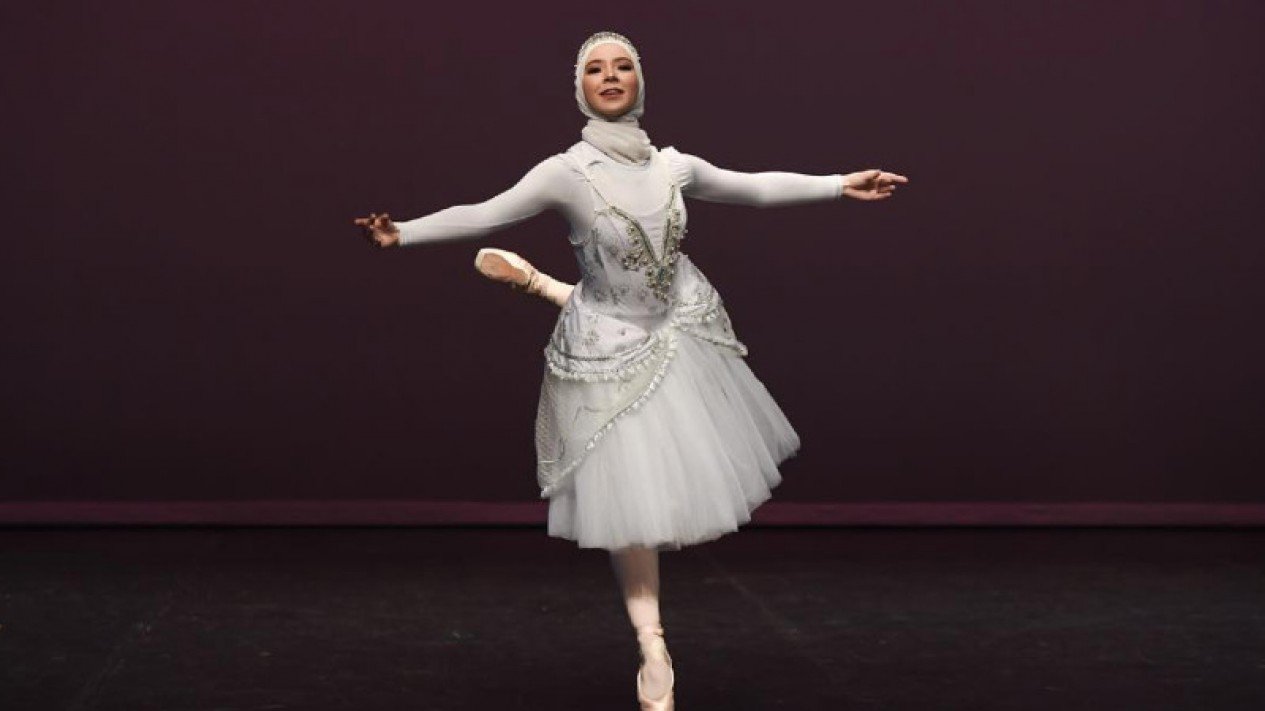 Yuk, Kenalan Dengan Stephanie Kurlow.. Ballerina Berhijab Dari Australia !