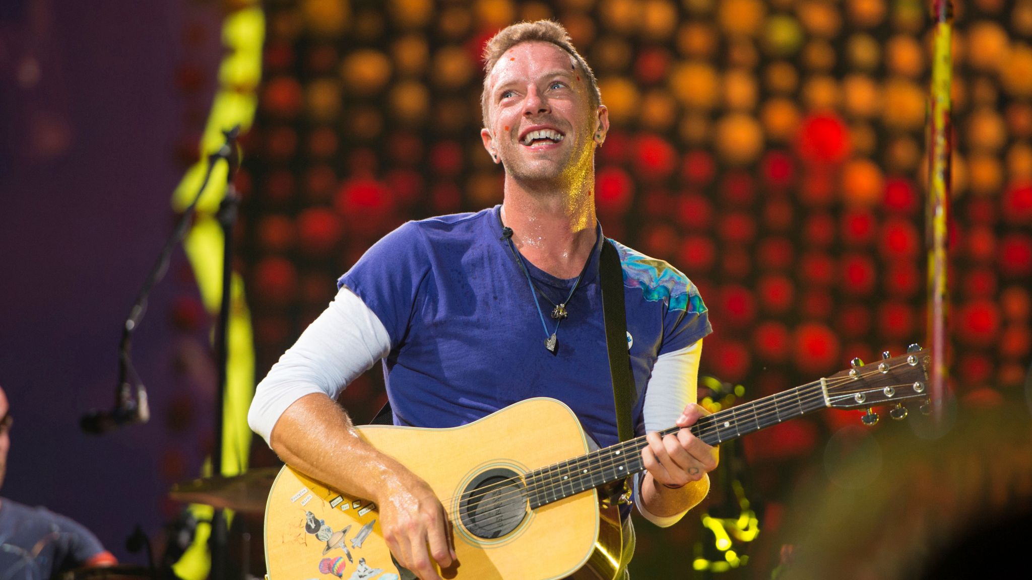 Awal Mula Terbentuknya Coldplay, dan Lagu Yellow Single Pertama