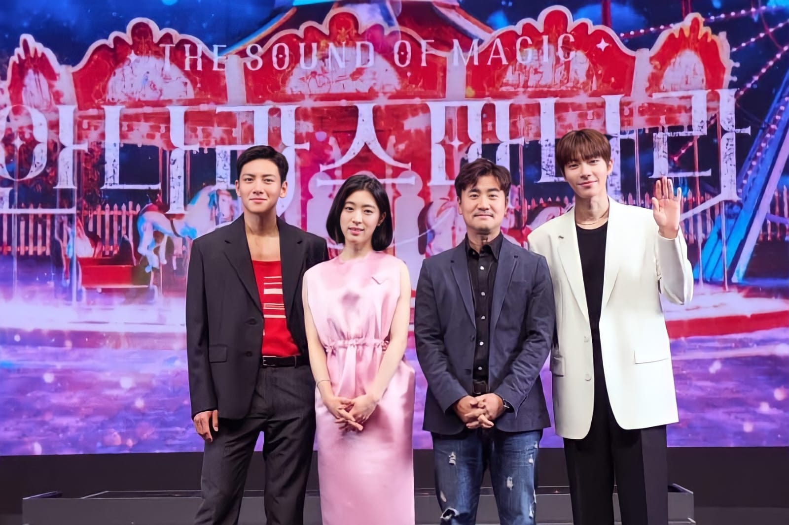 Pemain dan sutradara drakor The Sound of Magic (Foto: Netflix)