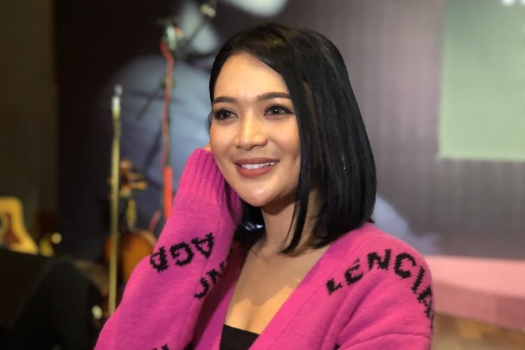 Profil dan Fakta Wika Salim, Pedangdut Muda ikonik