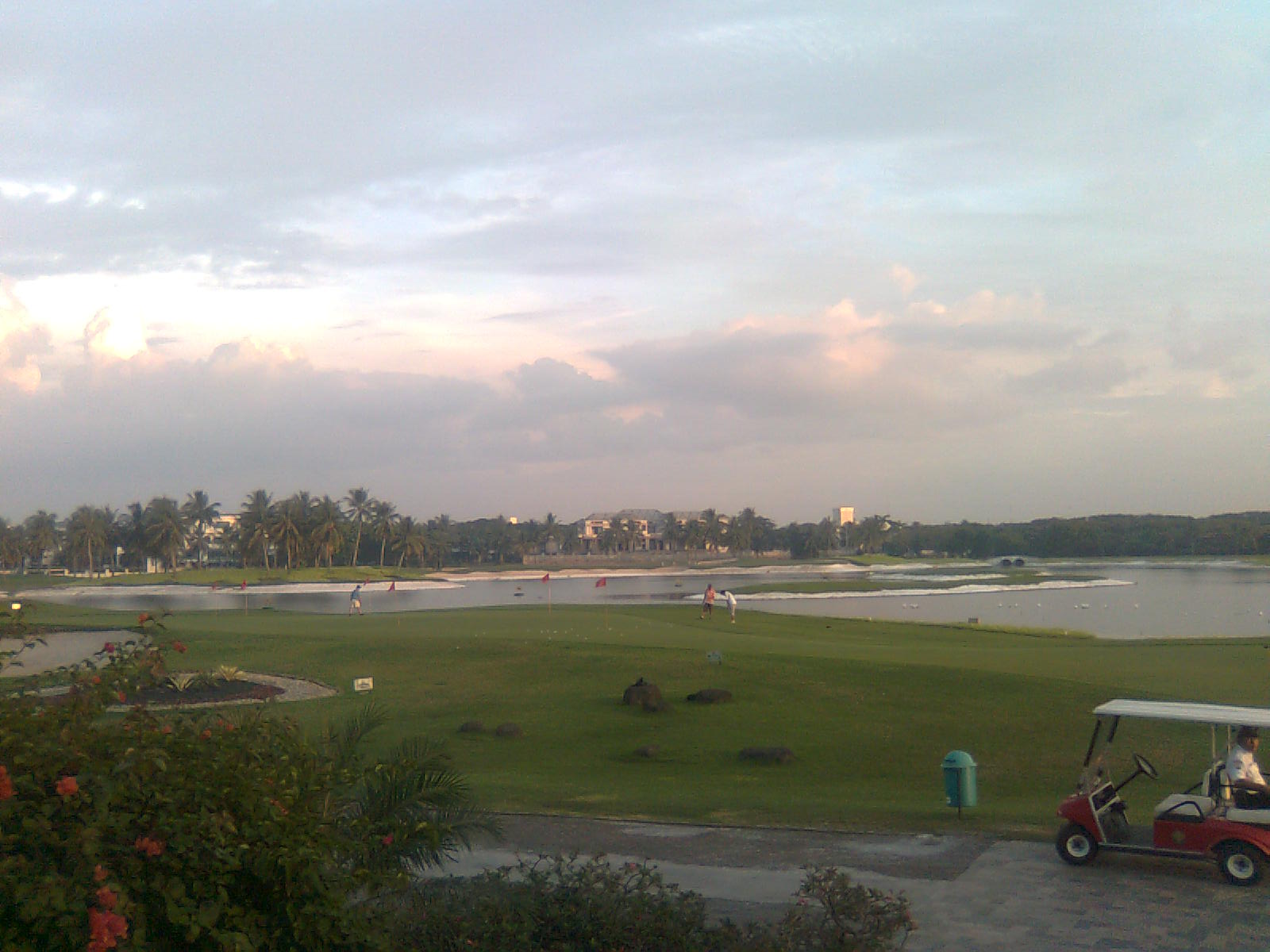 negara dengan lapangan golf golf course tarbanyak di dunia