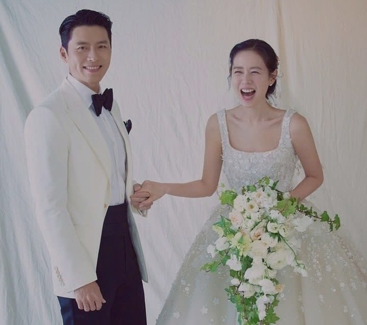 Son Ye Jin Melahirkan Anak Pertama Laki-Laki, Hyun Bin Resmi Jadi Ayah!