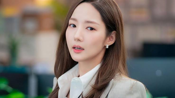 Hook Entertainment Agensi Park Min Young Digeledah Karena Hal Ini!