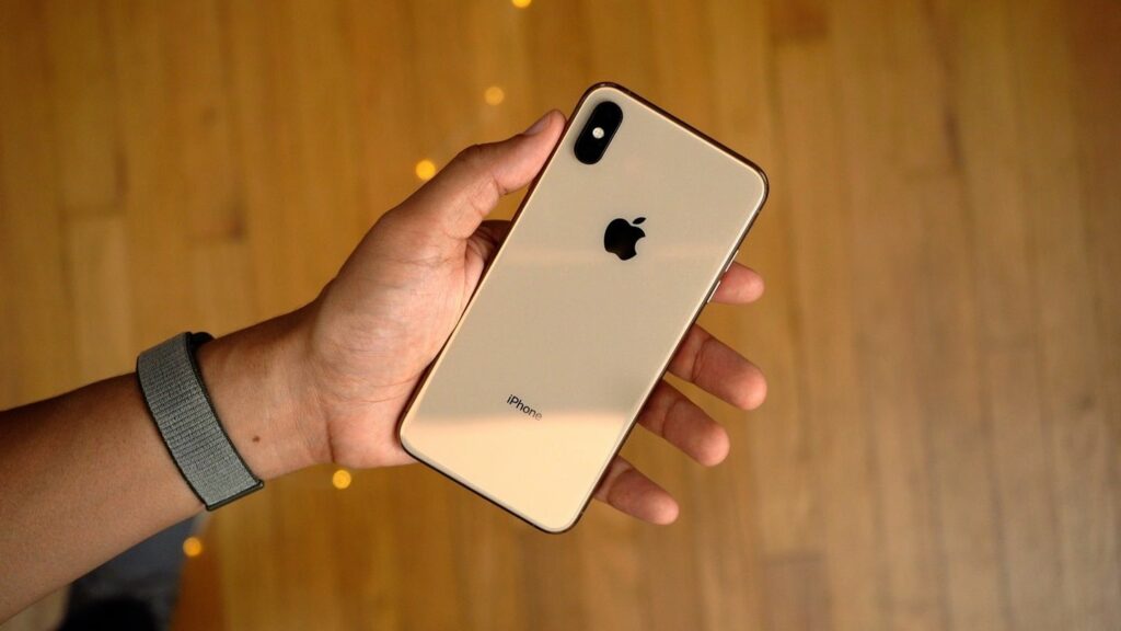 Perbandingan iPhone XS Max Dan iPhone X, Lebih Unggul Mana?