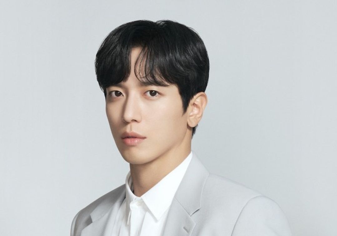 Profil dan Biodata Jung Yong Hwa, Pemeran Shin Ha Ru di Drama Brain Works