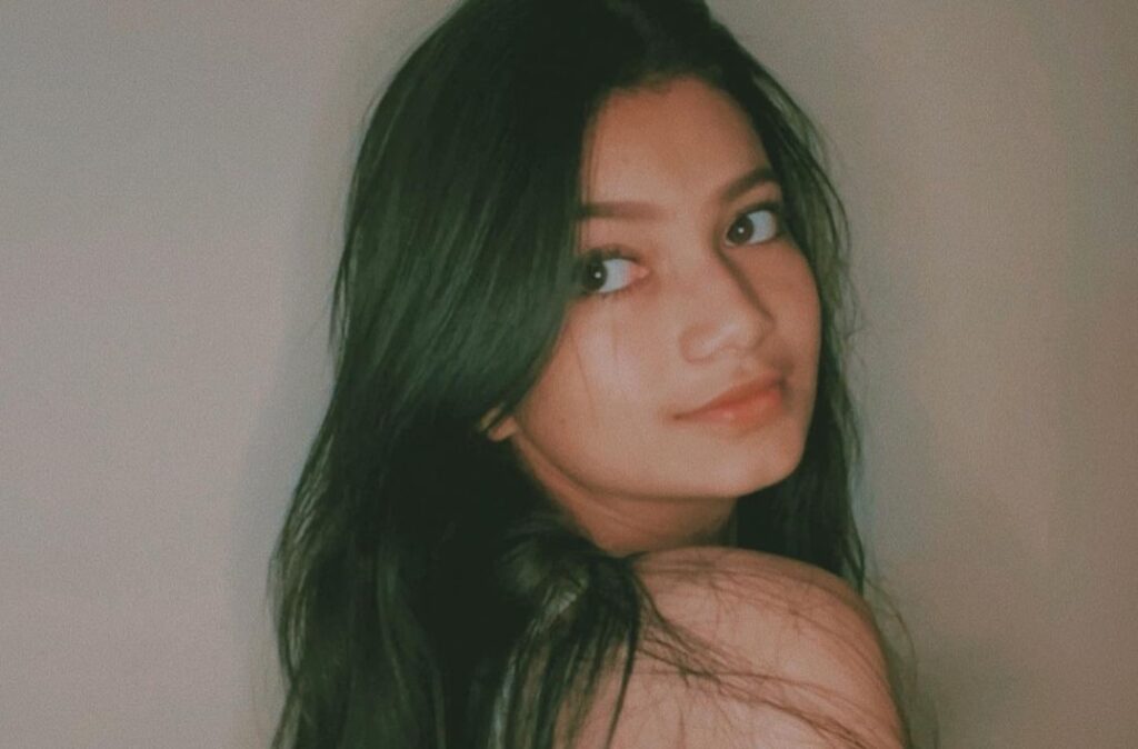 10 Fakta & Potret Cantik Safira Ratu Sofya 1 10 Fakta & Potret Cantik Safira Ratu Sofya