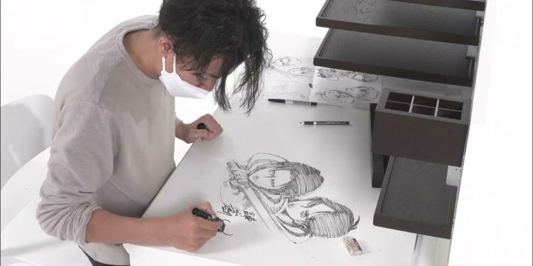 Hajime Isayama Melelang Meja Kerjanya di Prancis untuk Donasi