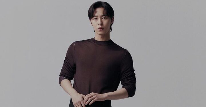 Profil dan Biodata Lee Jae Wook, Aktor Muda yang Berbakat