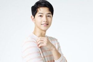 Song Joong Ki Umumkan Kehamilan Katy Louise Saunders dan Pernikahannya