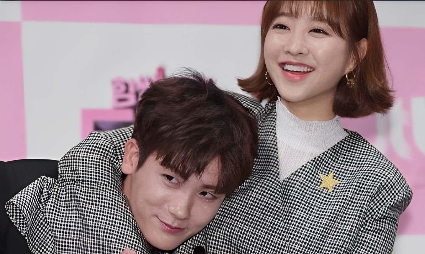 Park Bo Young dan Park Hyung Sik Bakal Jadi Cameo di Strong Girl Nam Soon