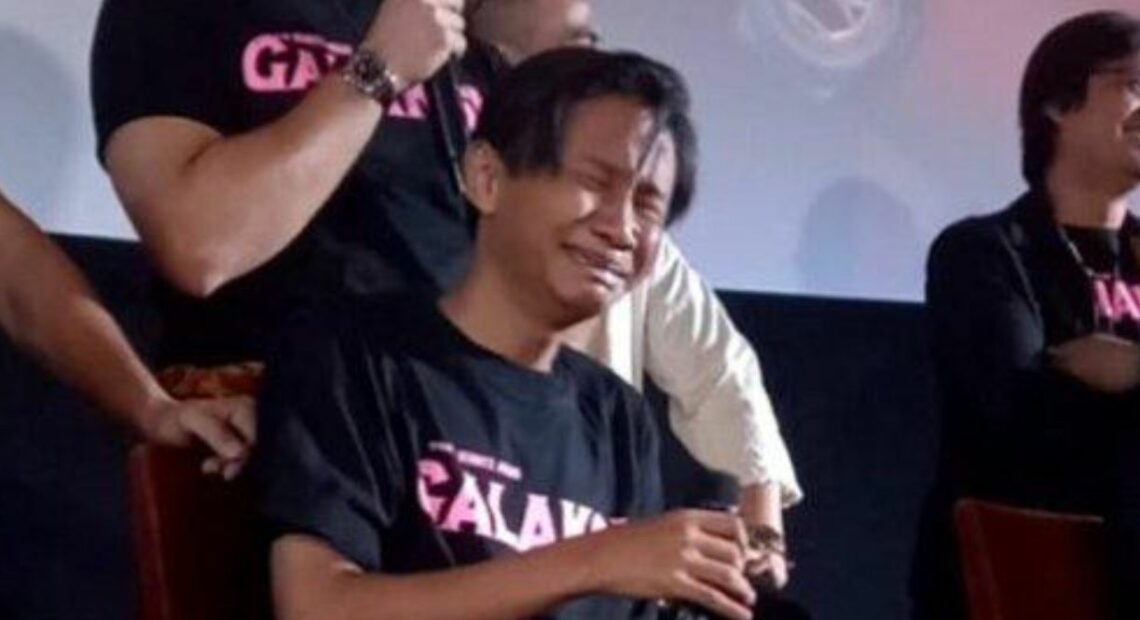 Nonton Film Fajar Sad Boy Galaksi yang Kini Tengah Viral Nonton Film Fajar Sad Boy Galaksi yang Kini Tengah Viral