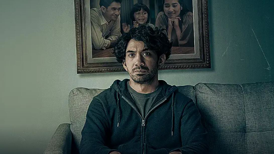 Simak, Link Nonton Berbalas Kejam Bukan Bioskopkeren! Dalam dunia yang kadang penuh kekejaman, kisah seorang arsitek bernama Adam