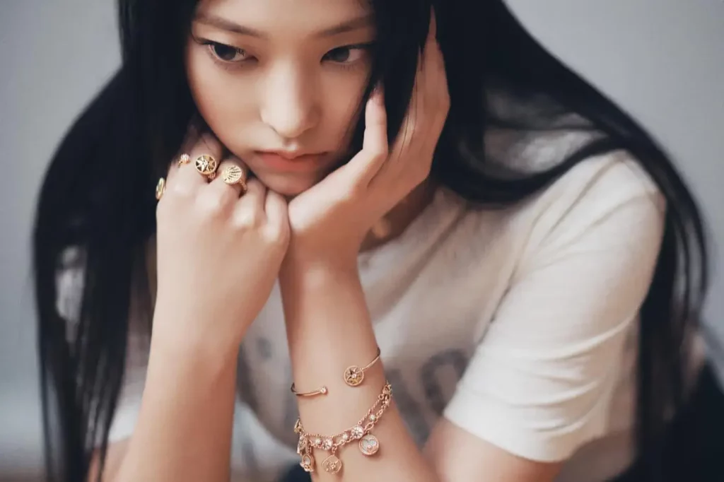 Haerin Newjeans, Personel Girl Band Korea yang Populer di Usia Muda 1 Haerin Newjeans