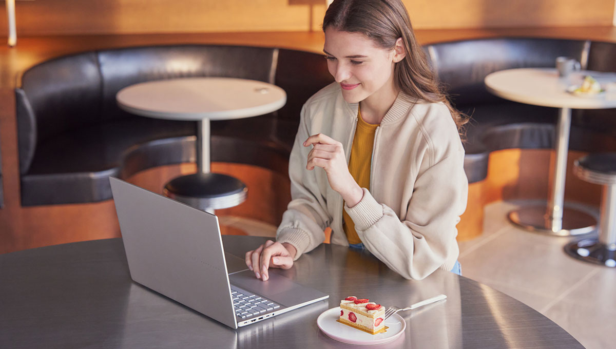 Laptop AI Terbaik! Ini 5 Keunggulan ASUS Vivobook S14 OLED untuk Produktivitas Modern