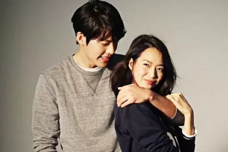 Kim Woo Bin dan Shin Min Ah Nikah Desember, 10 Tahun Pacaran