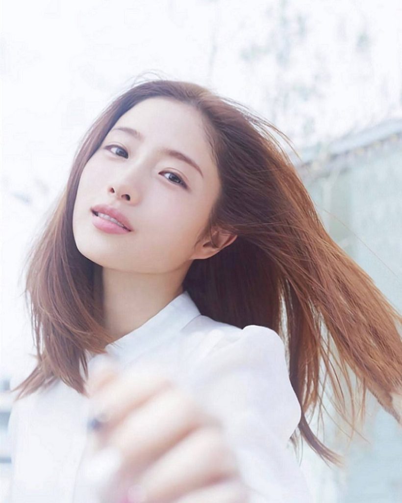 75+ Artis Jepang Tercantik, Populer, dan Punya Bakat Mengagumkan