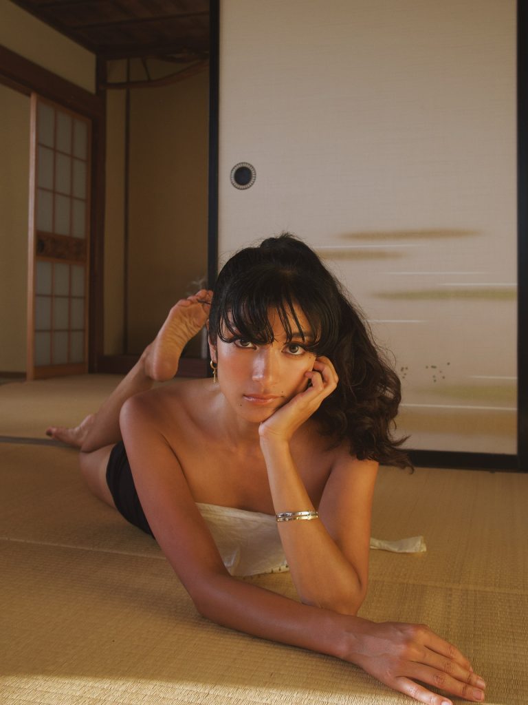 75+ Artis Jepang Tercantik, Populer, dan Punya Bakat Mengagumkan