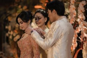 Maia Estianty Berikan Kalung Berlian 247 Juta pada Syifa Hadju di Momen Lamaran El Rumi