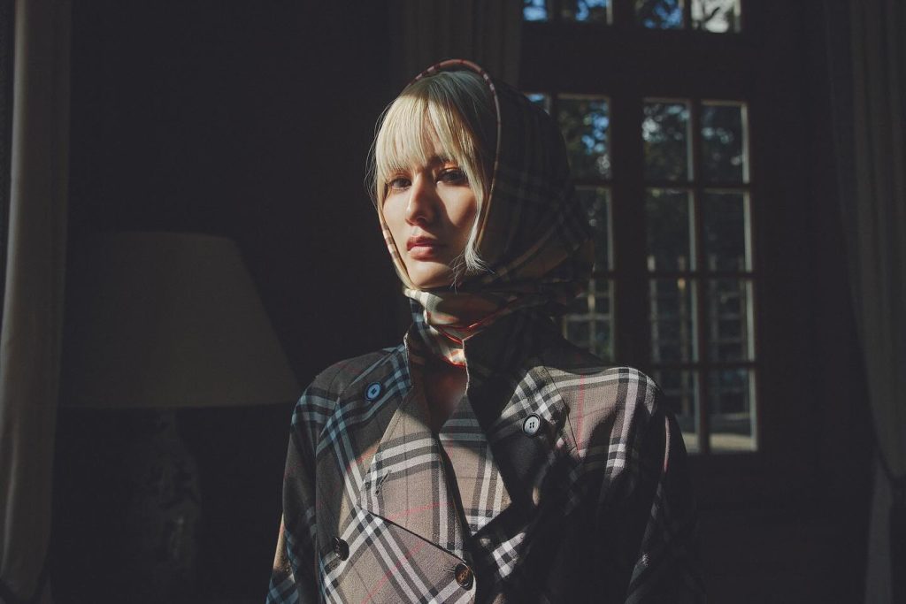 Fakta dan Biodata Ai Hashimoto, Perjalanan Karier dan Pesona dalam Perfilman Modern 4 Fakta dan Biodata Ai Hashimoto, Perjalanan Karier dan Pesona dalam Perfilman Modern