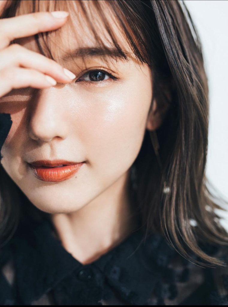 Fakta dan Biodata Mano Erina Mantan Idol Hello! Project yang Bersinar di Dunia Akting 5 Fakta dan Biodata Mano Erina Mantan Idol Hello! Project yang Bersinar di Dunia Akting
