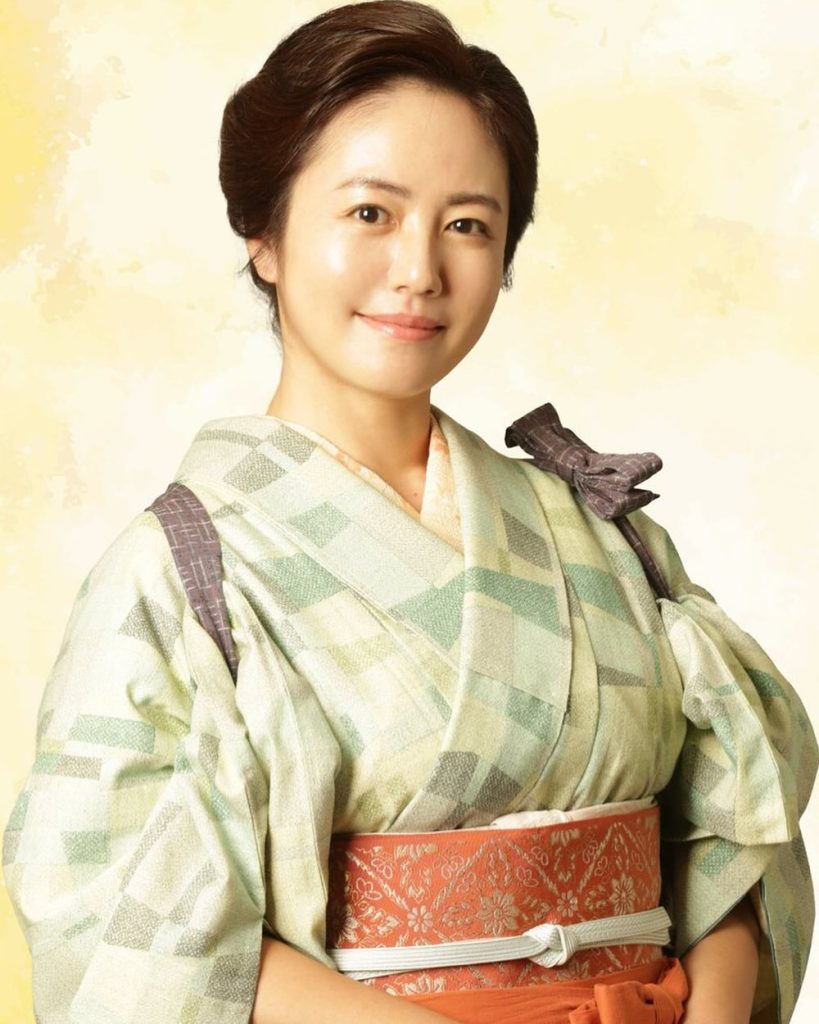 Fakta dan Biodata Sayaka Isoyama, Model Sekaligus Aktris Legenda Jepang