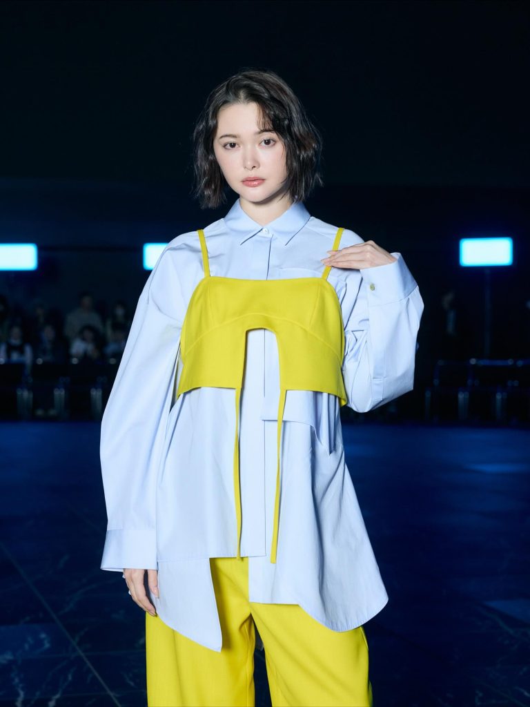 Fakta dan Biodata Tina Tamashiro dari Catwalk hingga Bintang Netflix Populer 2 Fakta dan Biodata Tina Tamashiro dari Catwalk hingga Bintang Netflix Populer