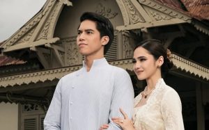 El Rumi dan Syifa Hadju Prewedding, Tampil Anggun dengan Sepatu Rp500 Ribuan