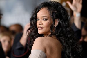 Rumah Rihanna Ditembaki Wanita 30 Tahun, LAPD Perketat Keamanan