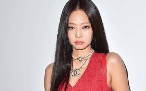 Video Viral Jennie BLACKPINK di Paris, Tegur Paparazzi Saat Fashion Week 2026