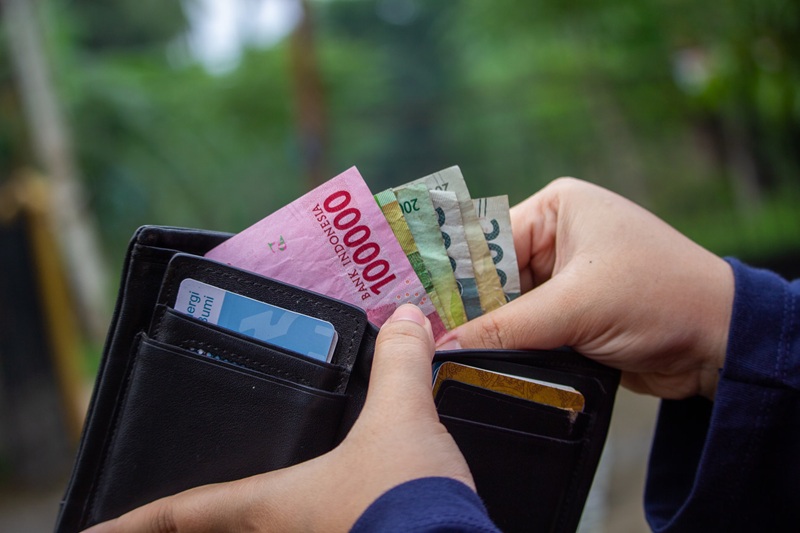 Cara Menghadapi Rupiah Melemah agar Keuangan Tetap Aman dan Investasi Tetap Bertumbuh 1 Cara Menghadapi Rupiah Melemah agar Keuangan Tetap Aman dan Investasi Tetap Bertumbuh