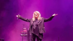 Penyanyi Lagu Hits Total Eclipse of the Heart Bonnie Tyler Meninggal Dunia