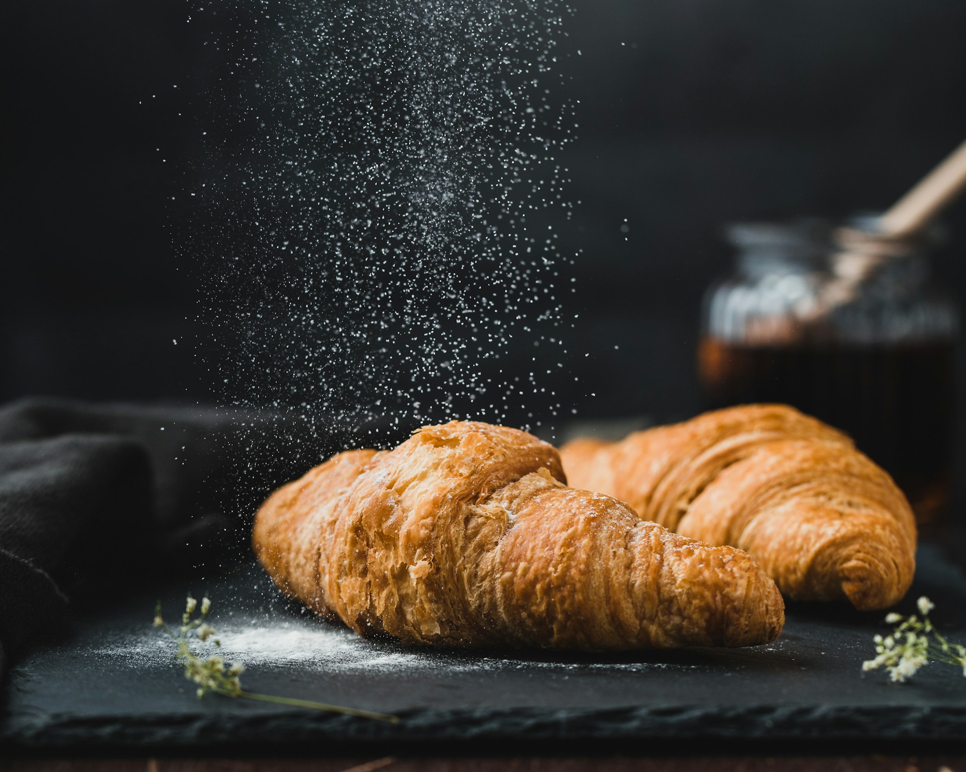 Strauss Bakehouse Bandung, Destinasi Bakehouse dengan Salt Bread yang Selalu Diburu 1 Strauss Bakehouse Bandung, Destinasi Bakehouse dengan Salt Bread yang Selalu Diburu