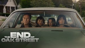 Sinopsis Film The End of Oak Street, Thriller Sci-Fi Anne Hathaway yang Penuh Misteri