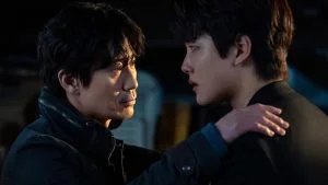 Shin Ha Kyun dan Yeo Jin Goo di Beyond Evil
