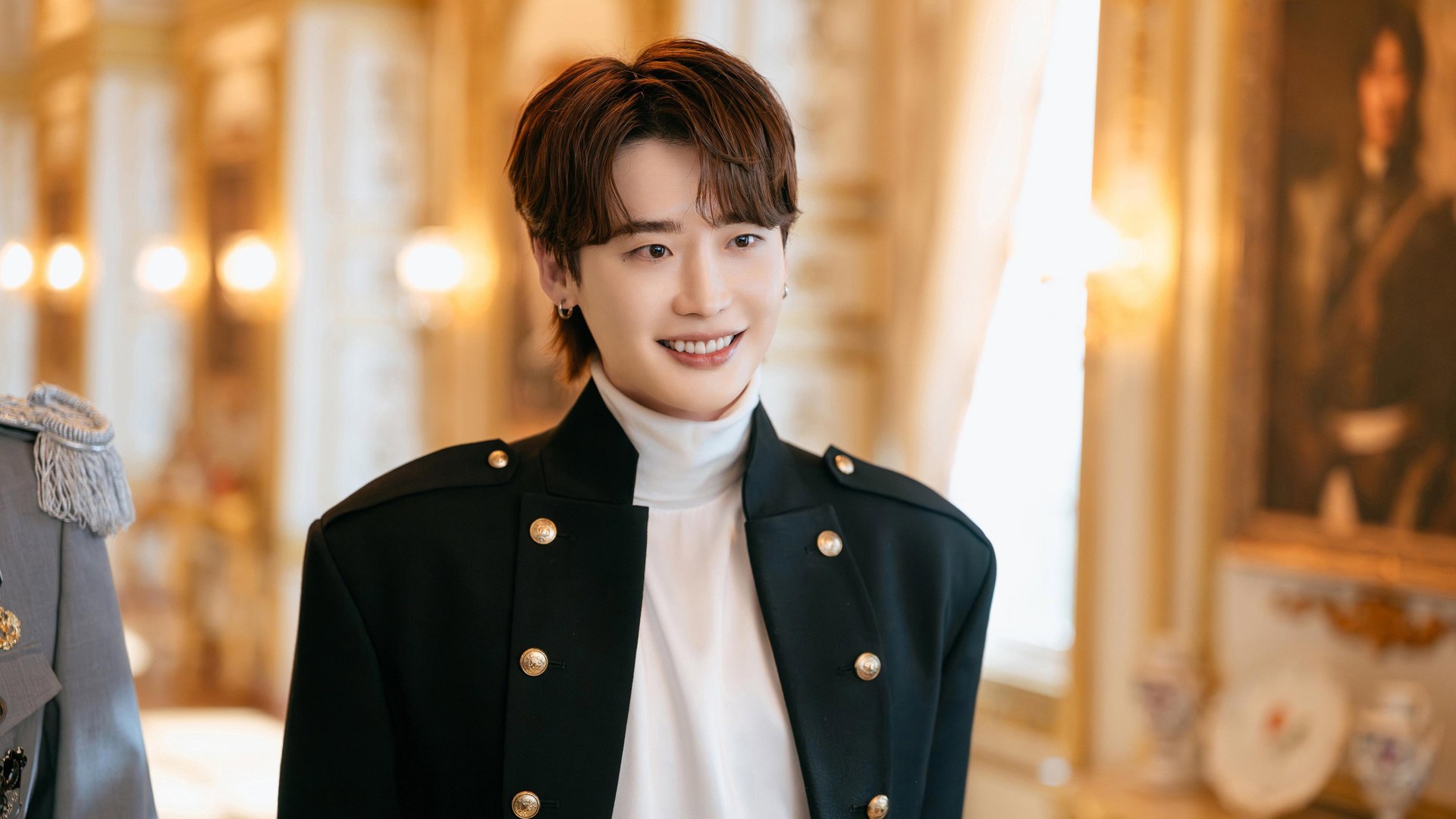 The Remarried Empress Tayang 4 November di Disney+: Jadwal Episode, Pemain, dan Sinopsis 7 Lee Jong-suk sebagai Pangeran Heinrey di The Remarried Empress
