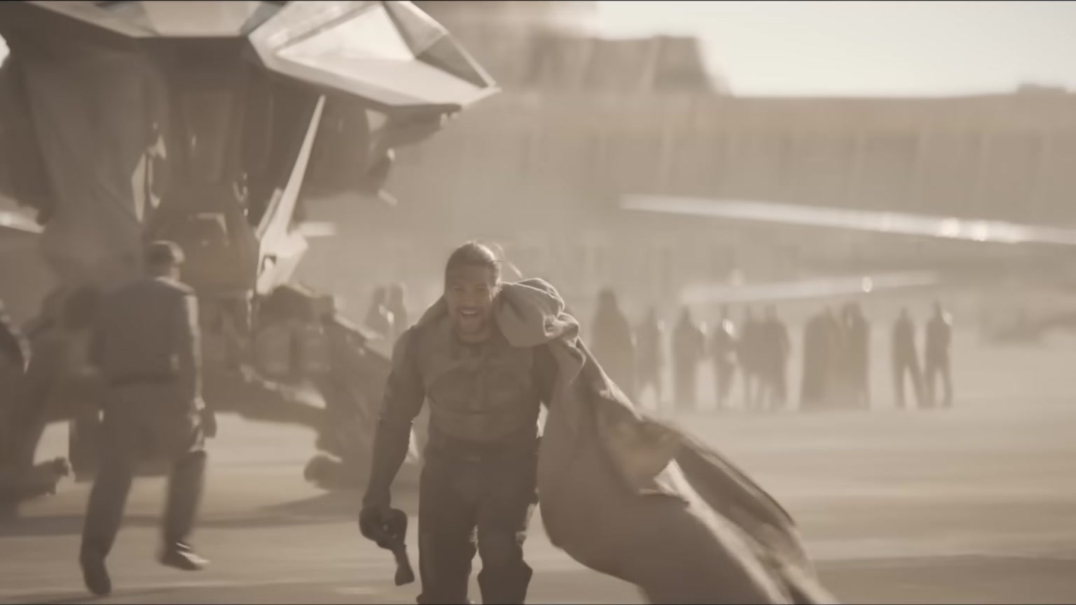 Sinopsis Dune Part One (2021): Cerita Villeneuve Tanpa Bocor Part Two 5 Duncan Idaho di lapangan Arrakis dalam Dune Part One